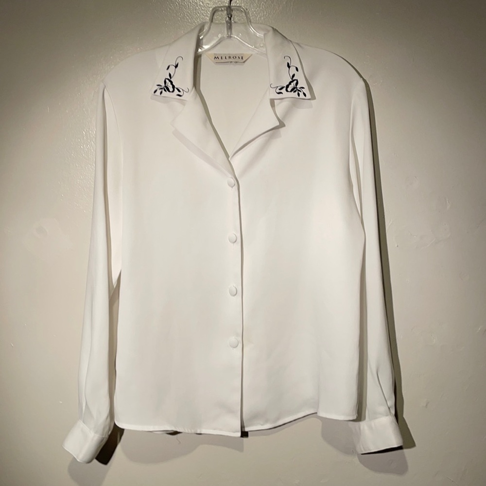 Women’s blouse